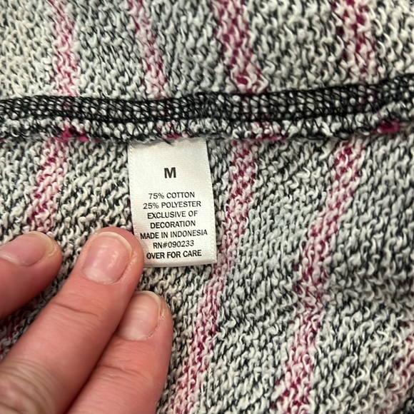 EUC! Nollie Zip Up Hoodie. Pink and Gray. SZ M - Picture 5 of 6